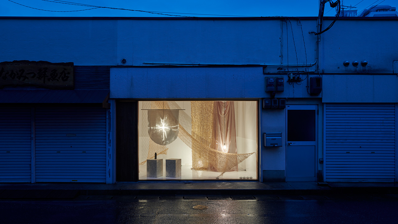 fabricscape showwindow in fukuoka
