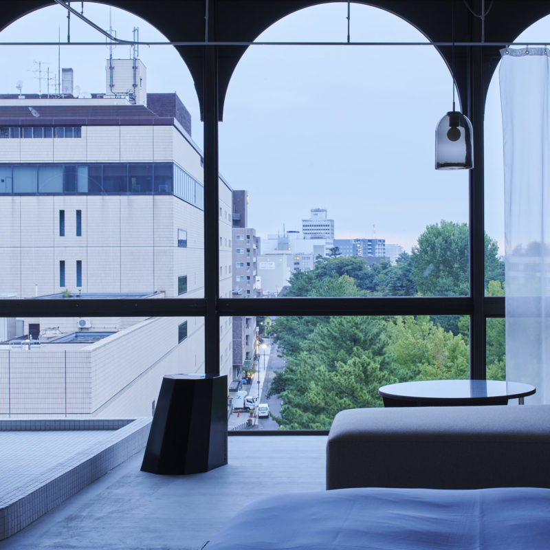 慣習とカーテン in 「香林居」